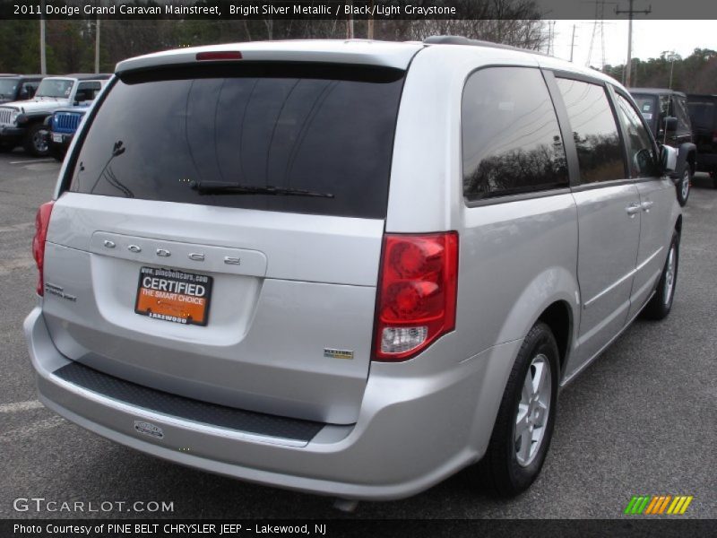 Bright Silver Metallic / Black/Light Graystone 2011 Dodge Grand Caravan Mainstreet
