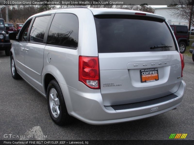 Bright Silver Metallic / Black/Light Graystone 2011 Dodge Grand Caravan Mainstreet