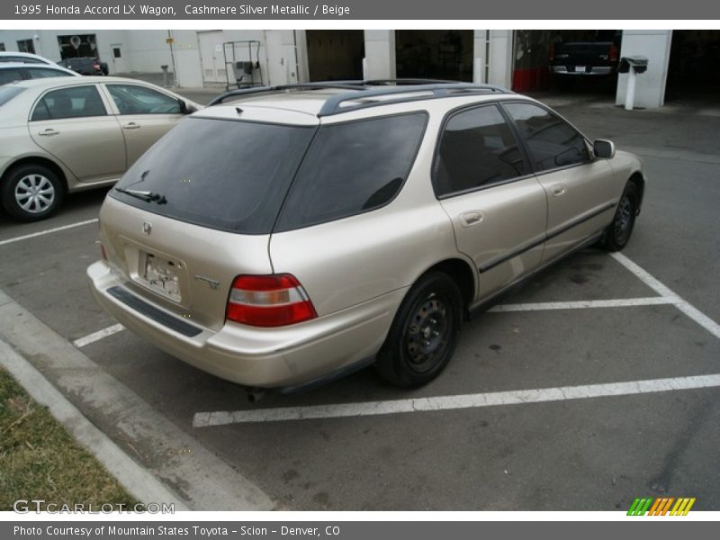 Cashmere Silver Metallic / Beige 1995 Honda Accord LX Wagon