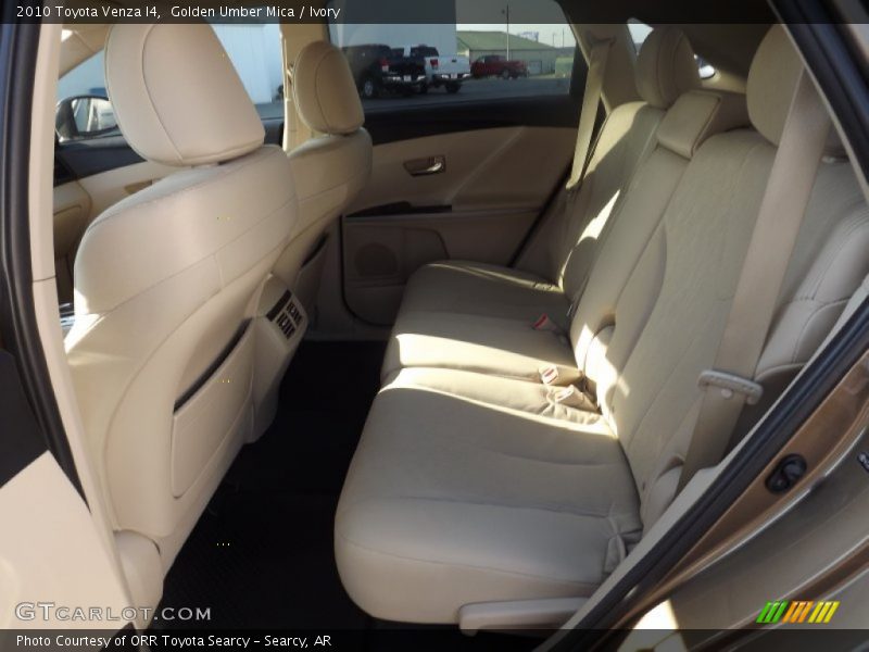 Golden Umber Mica / Ivory 2010 Toyota Venza I4