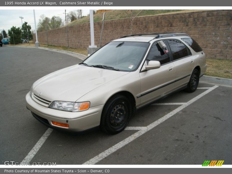 Cashmere Silver Metallic / Beige 1995 Honda Accord LX Wagon