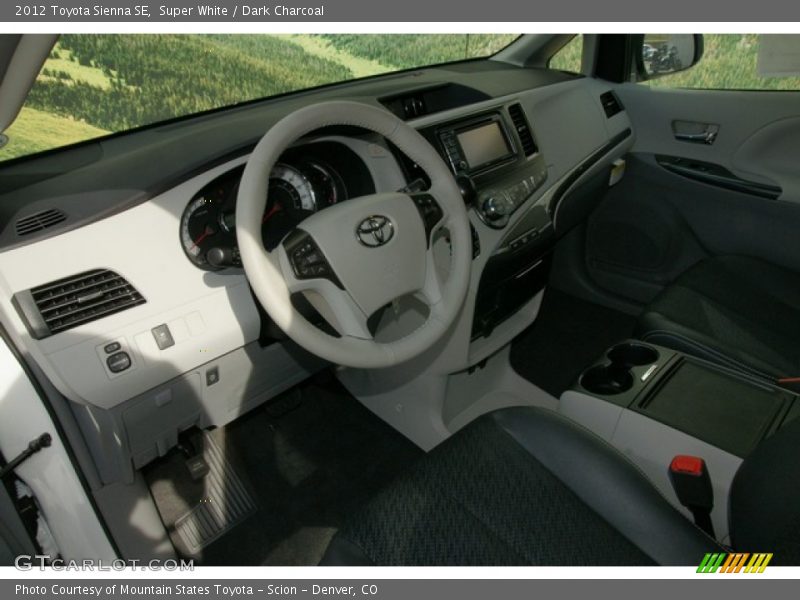 Super White / Dark Charcoal 2012 Toyota Sienna SE