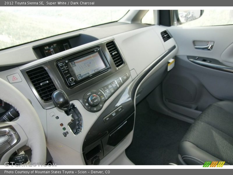 Super White / Dark Charcoal 2012 Toyota Sienna SE