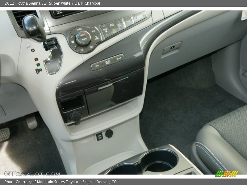 Super White / Dark Charcoal 2012 Toyota Sienna SE