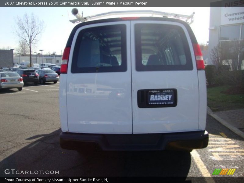 Summit White / Medium Pewter 2007 Chevrolet Express 2500 Commercial Van