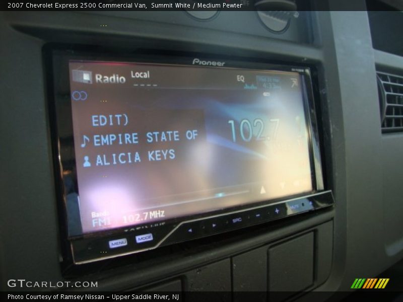 Summit White / Medium Pewter 2007 Chevrolet Express 2500 Commercial Van