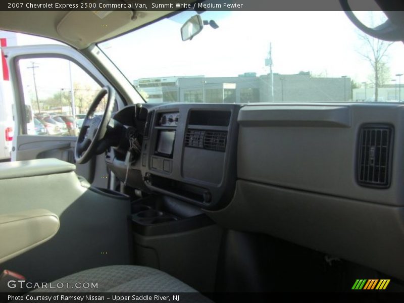 Summit White / Medium Pewter 2007 Chevrolet Express 2500 Commercial Van