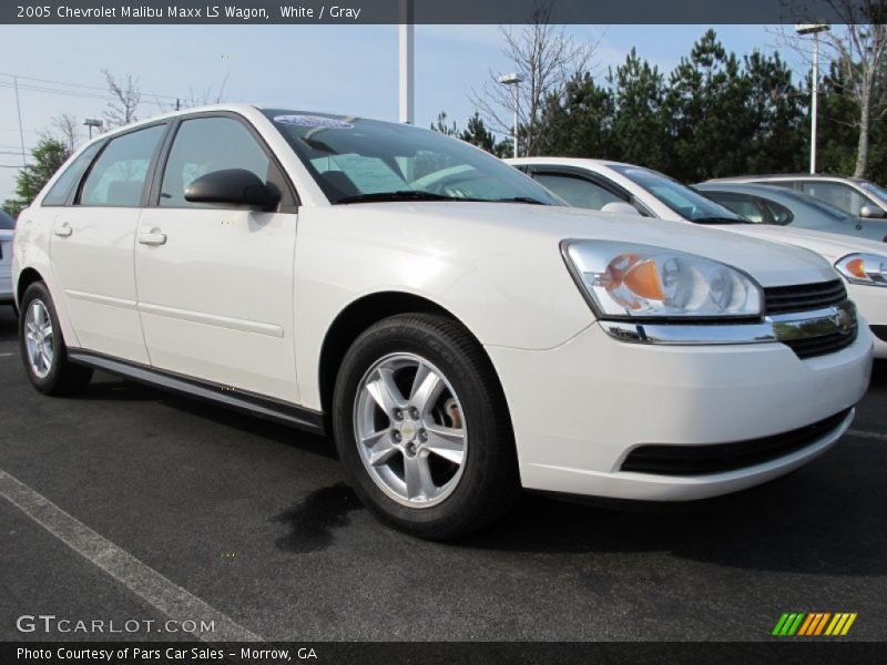 White / Gray 2005 Chevrolet Malibu Maxx LS Wagon