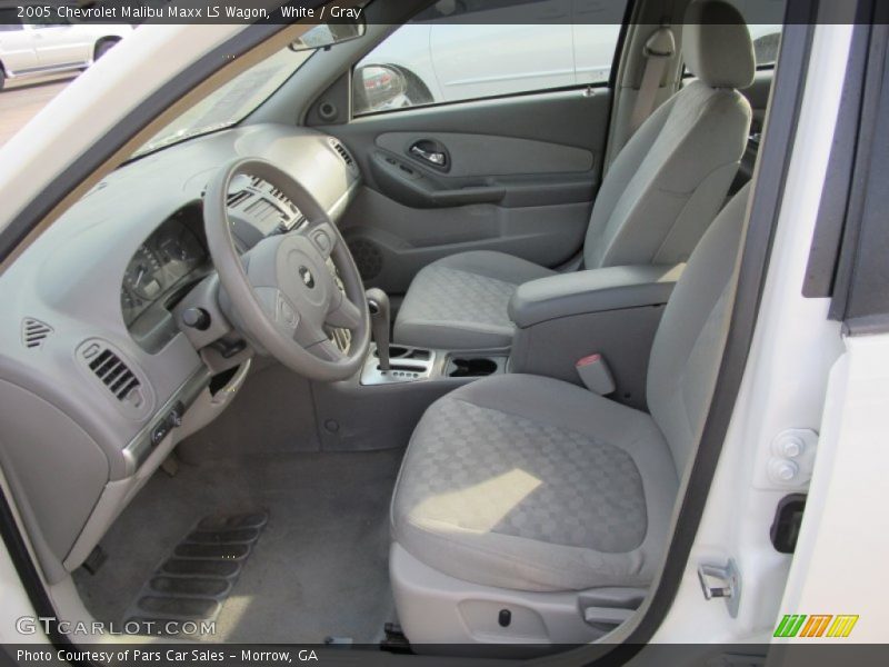 White / Gray 2005 Chevrolet Malibu Maxx LS Wagon