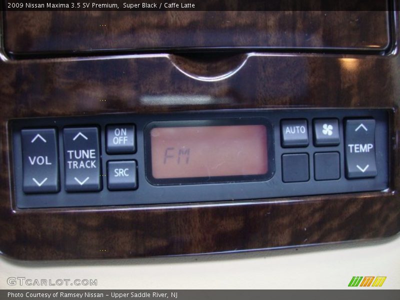Super Black / Caffe Latte 2009 Nissan Maxima 3.5 SV Premium