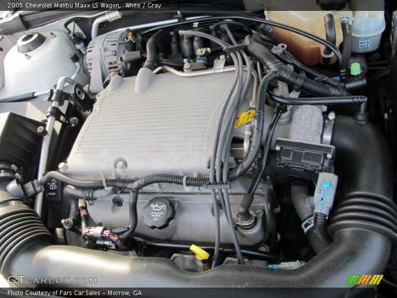 White / Gray 2005 Chevrolet Malibu Maxx LS Wagon