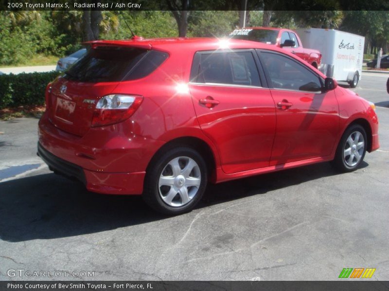 Radiant Red / Ash Gray 2009 Toyota Matrix S