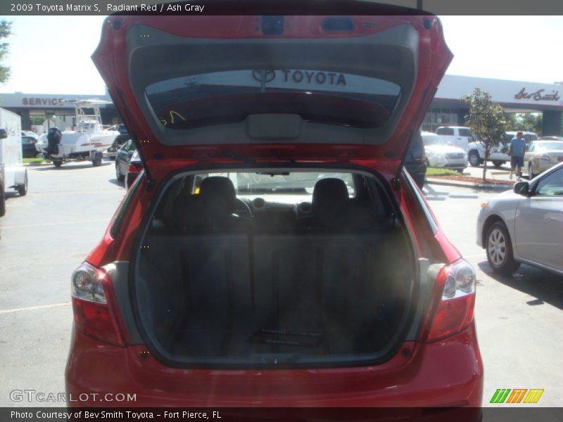Radiant Red / Ash Gray 2009 Toyota Matrix S