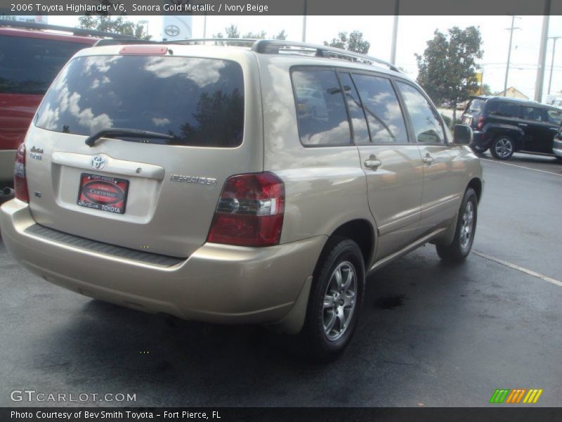Sonora Gold Metallic / Ivory Beige 2006 Toyota Highlander V6