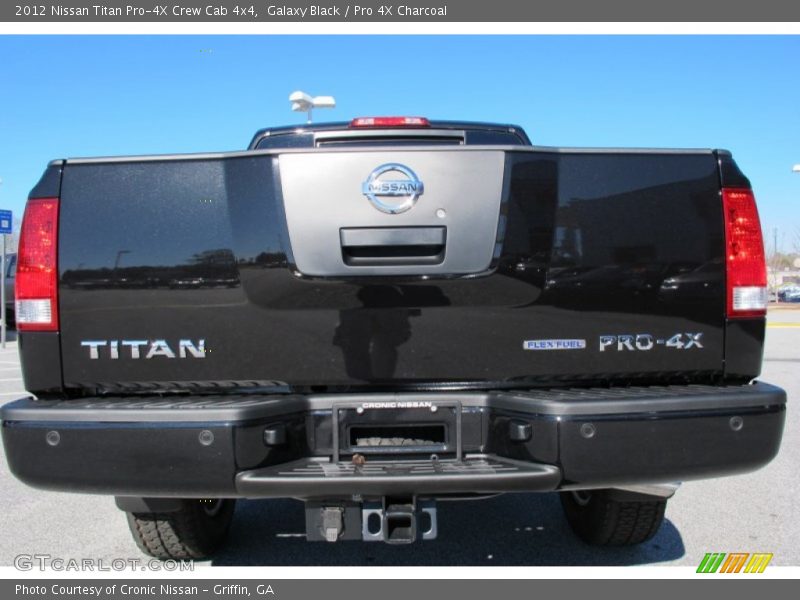 Galaxy Black / Pro 4X Charcoal 2012 Nissan Titan Pro-4X Crew Cab 4x4