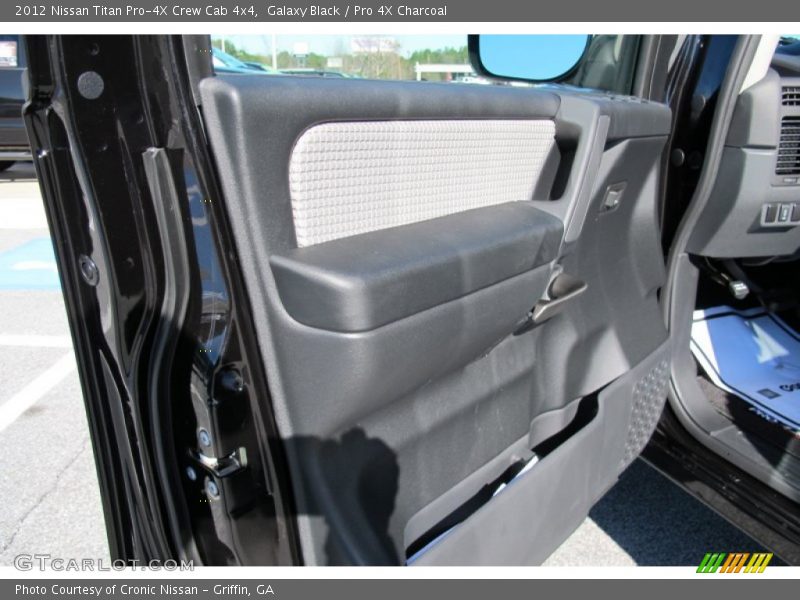 Galaxy Black / Pro 4X Charcoal 2012 Nissan Titan Pro-4X Crew Cab 4x4