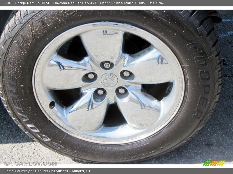 Bright Silver Metallic / Dark Slate Gray 2005 Dodge Ram 1500 SLT Daytona Regular Cab 4x4