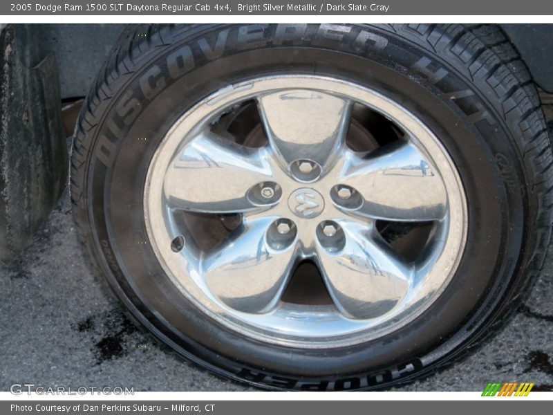 Bright Silver Metallic / Dark Slate Gray 2005 Dodge Ram 1500 SLT Daytona Regular Cab 4x4