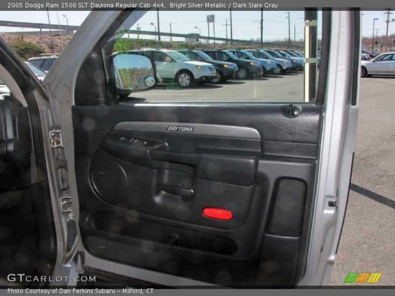 Bright Silver Metallic / Dark Slate Gray 2005 Dodge Ram 1500 SLT Daytona Regular Cab 4x4