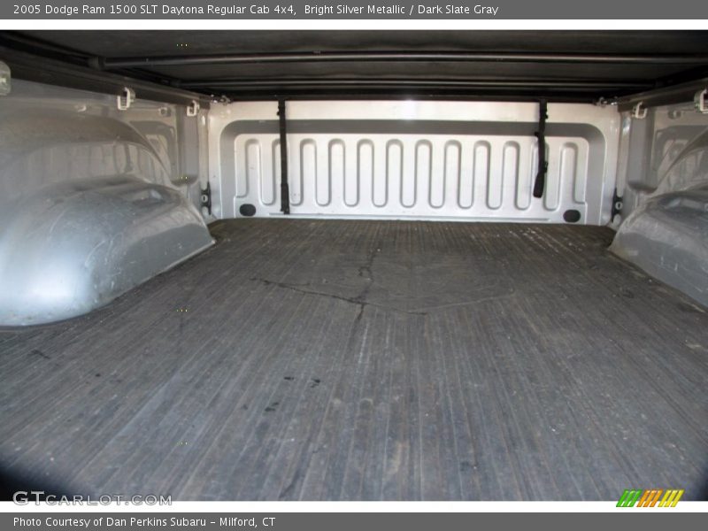 Bright Silver Metallic / Dark Slate Gray 2005 Dodge Ram 1500 SLT Daytona Regular Cab 4x4