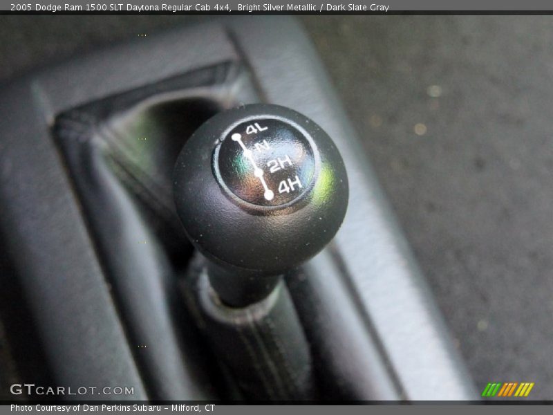 Bright Silver Metallic / Dark Slate Gray 2005 Dodge Ram 1500 SLT Daytona Regular Cab 4x4