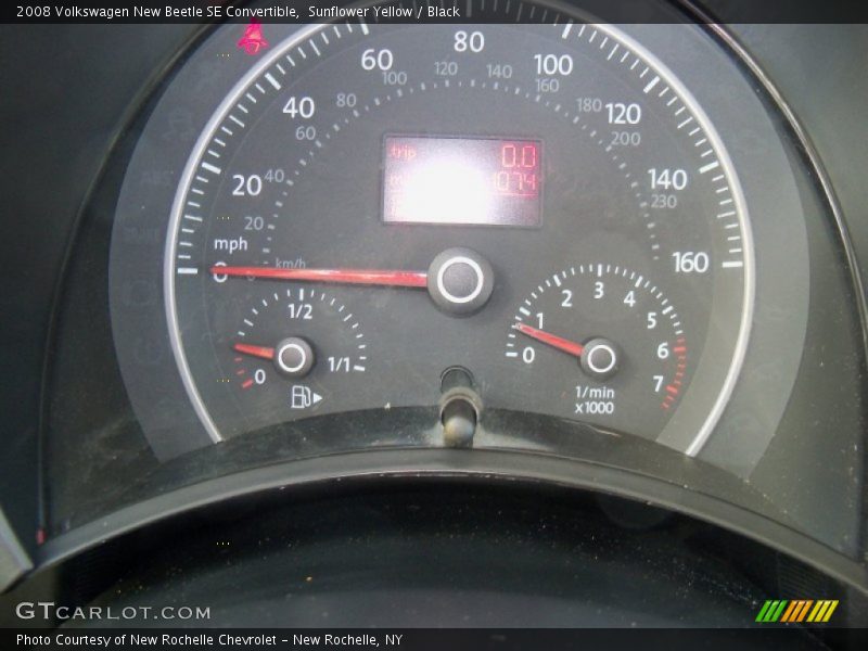 Sunflower Yellow / Black 2008 Volkswagen New Beetle SE Convertible