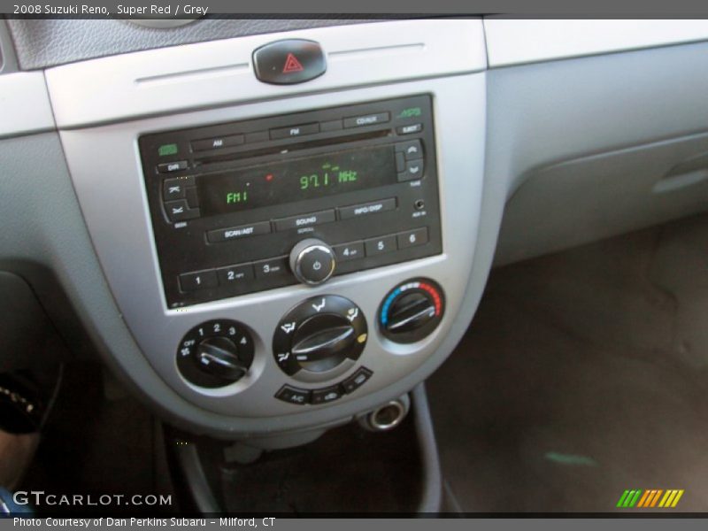 Super Red / Grey 2008 Suzuki Reno
