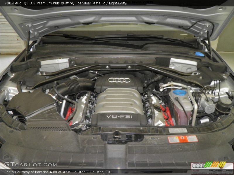 Ice Silver Metallic / Light Gray 2009 Audi Q5 3.2 Premium Plus quattro
