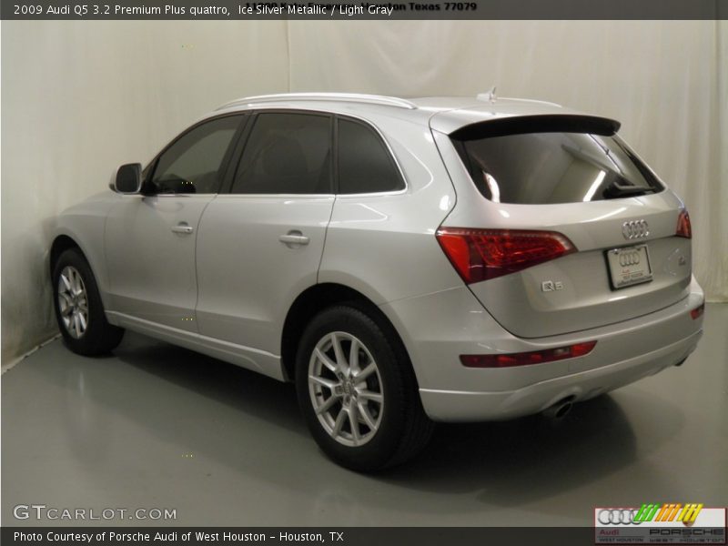 Ice Silver Metallic / Light Gray 2009 Audi Q5 3.2 Premium Plus quattro