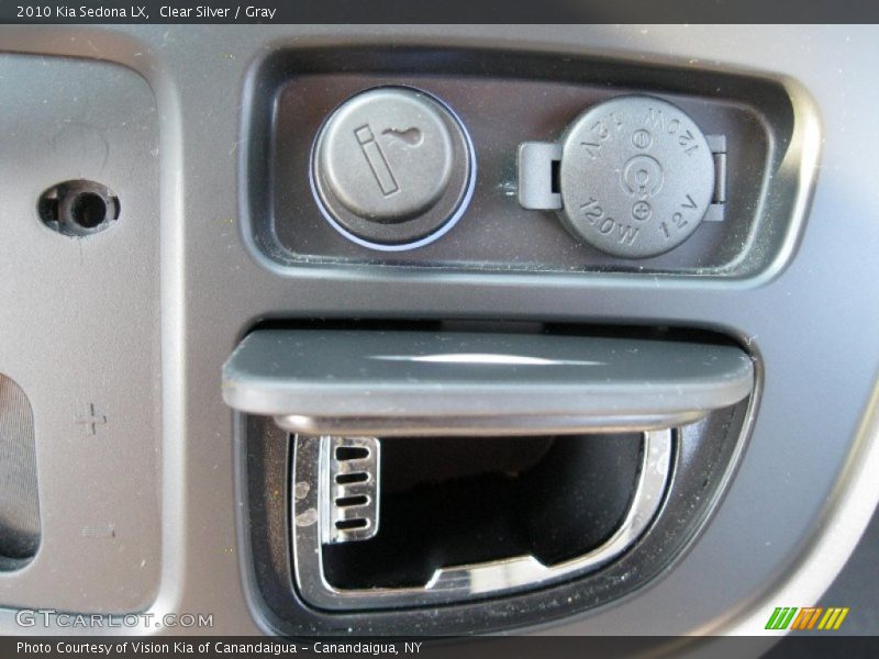Clear Silver / Gray 2010 Kia Sedona LX