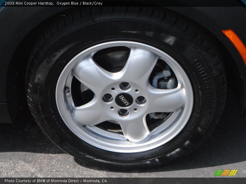 Oxygen Blue / Black/Grey 2009 Mini Cooper Hardtop