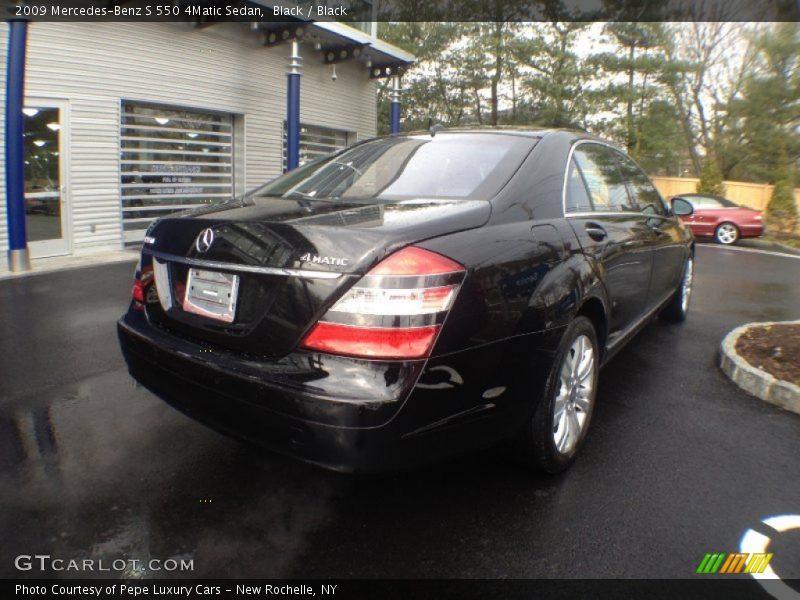 Black / Black 2009 Mercedes-Benz S 550 4Matic Sedan