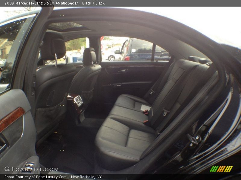 Black / Black 2009 Mercedes-Benz S 550 4Matic Sedan