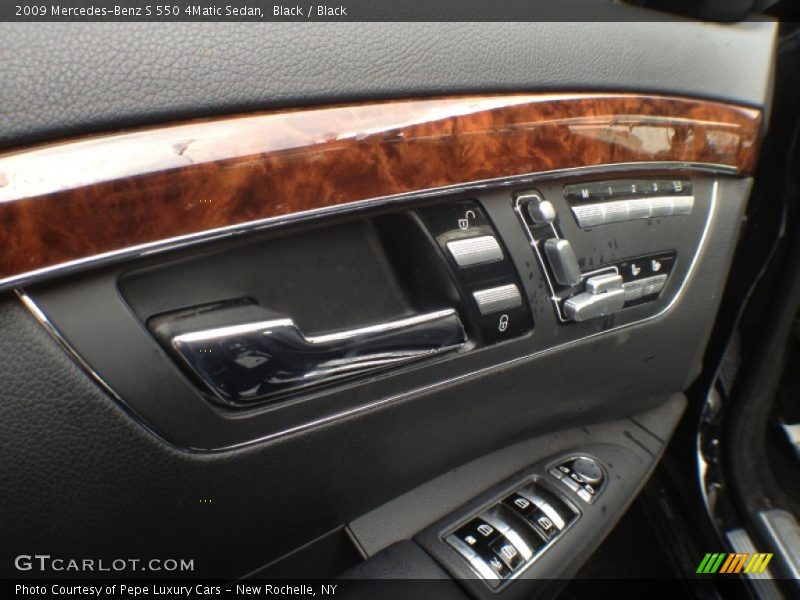 Black / Black 2009 Mercedes-Benz S 550 4Matic Sedan