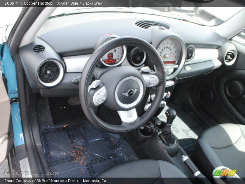 Oxygen Blue / Black/Grey 2009 Mini Cooper Hardtop