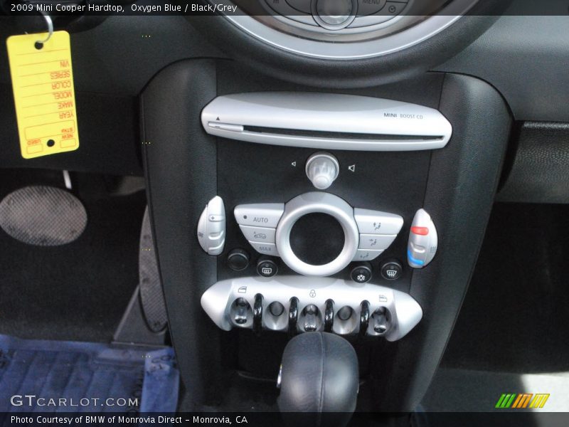 Oxygen Blue / Black/Grey 2009 Mini Cooper Hardtop