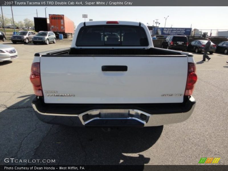 Super White / Graphite Gray 2007 Toyota Tacoma V6 TRD Double Cab 4x4