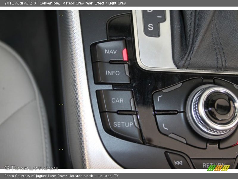Meteor Grey Pearl Effect / Light Grey 2011 Audi A5 2.0T Convertible