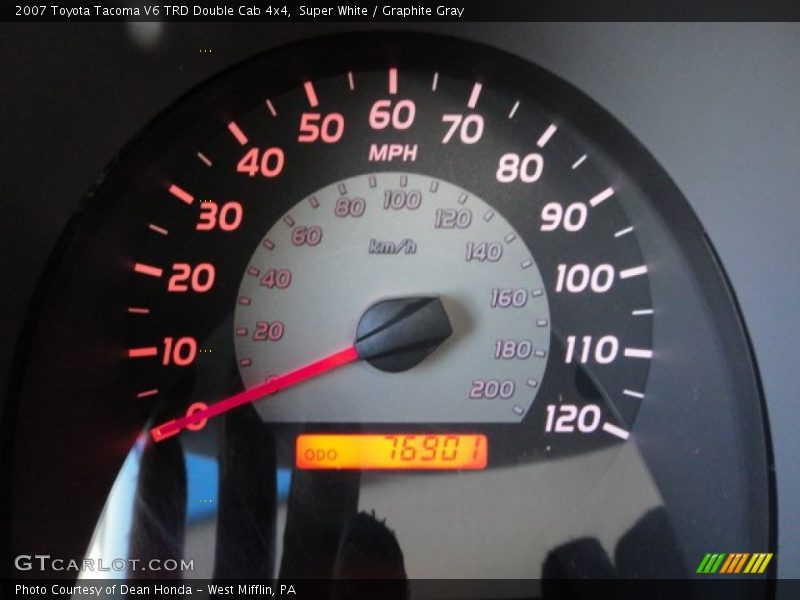 Super White / Graphite Gray 2007 Toyota Tacoma V6 TRD Double Cab 4x4