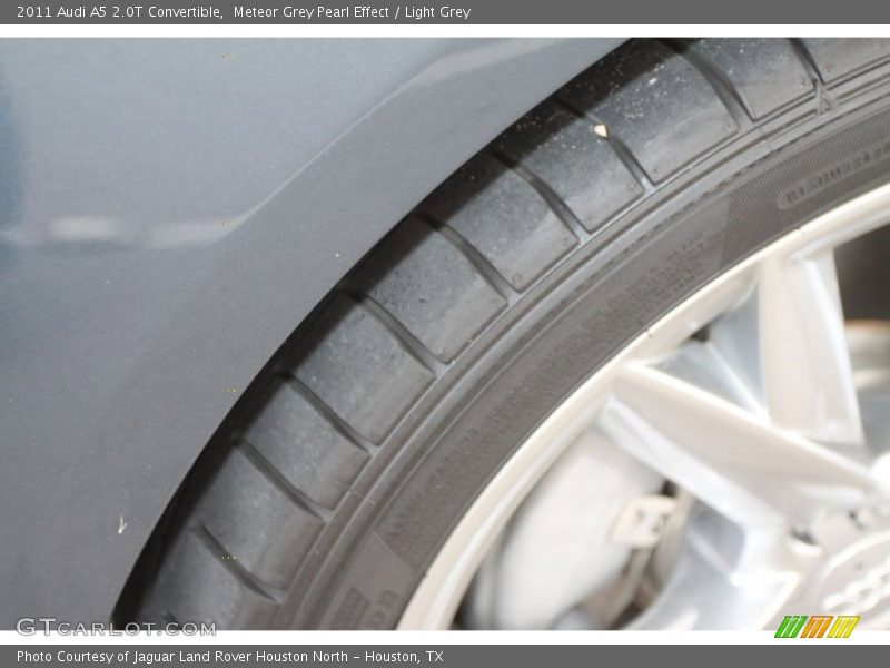 Meteor Grey Pearl Effect / Light Grey 2011 Audi A5 2.0T Convertible