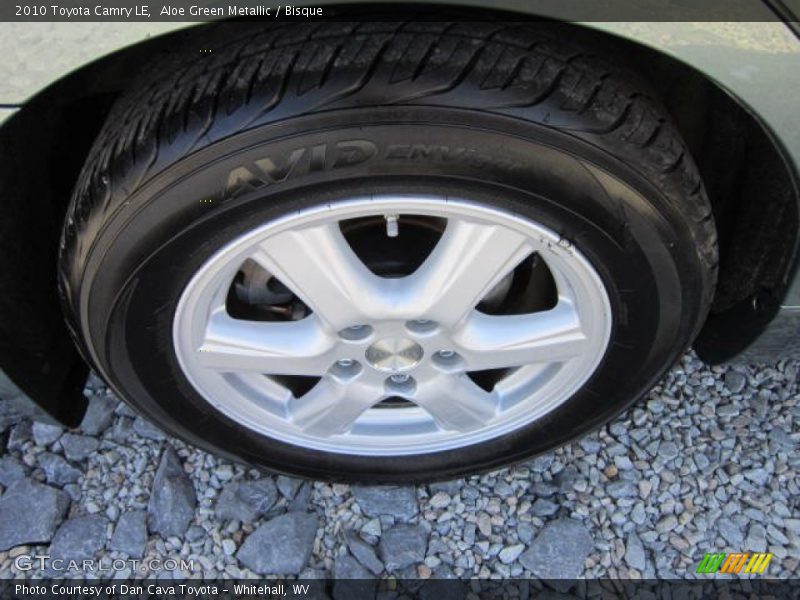 Aloe Green Metallic / Bisque 2010 Toyota Camry LE