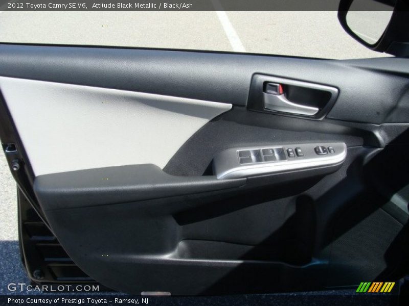 Attitude Black Metallic / Black/Ash 2012 Toyota Camry SE V6