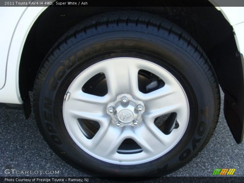Super White / Ash 2011 Toyota RAV4 I4 4WD