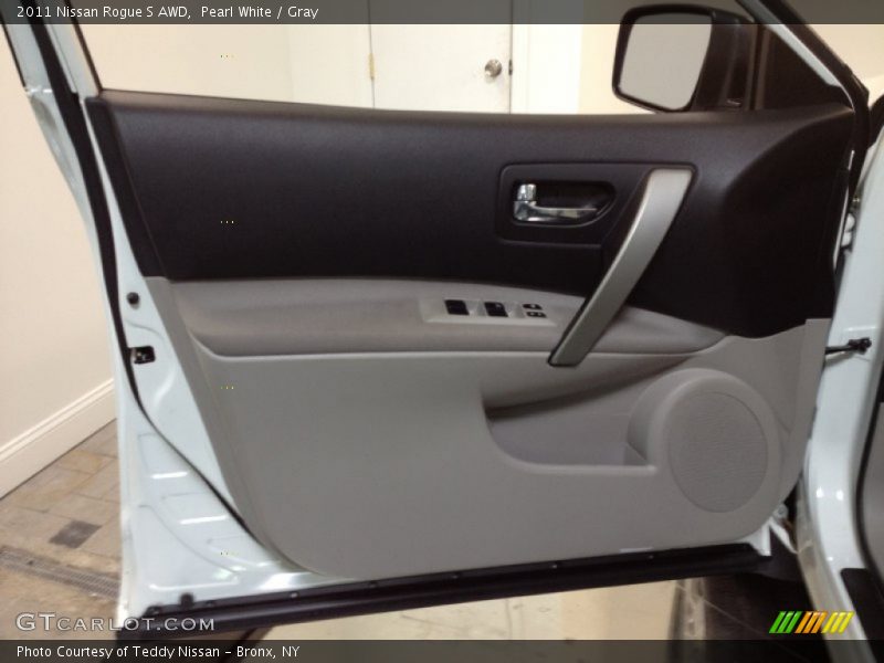 Pearl White / Gray 2011 Nissan Rogue S AWD