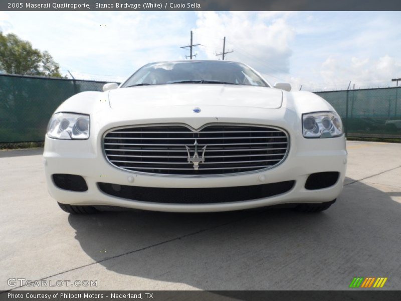 Bianco Birdvage (White) / Cuoio Sella 2005 Maserati Quattroporte