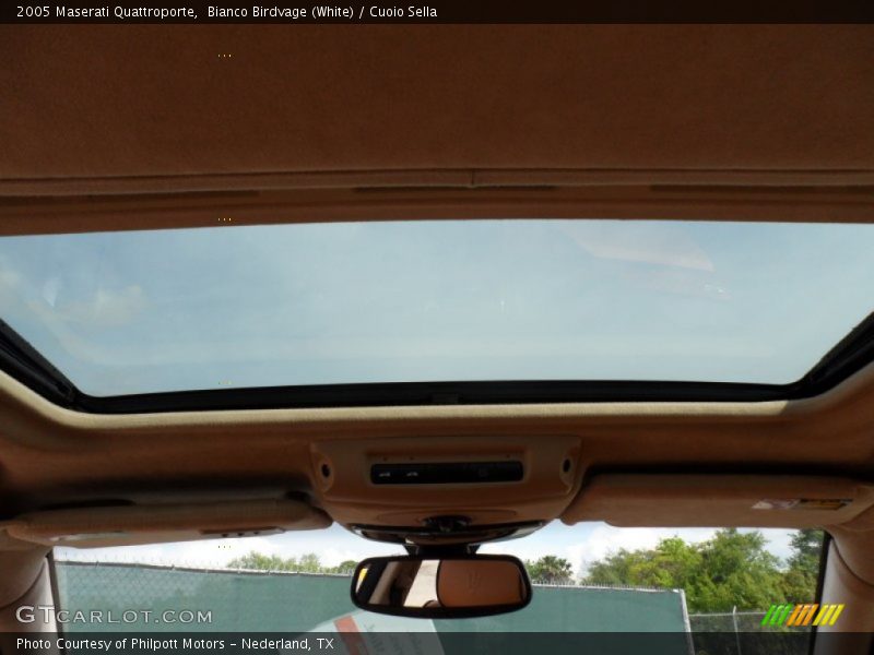 Bianco Birdvage (White) / Cuoio Sella 2005 Maserati Quattroporte