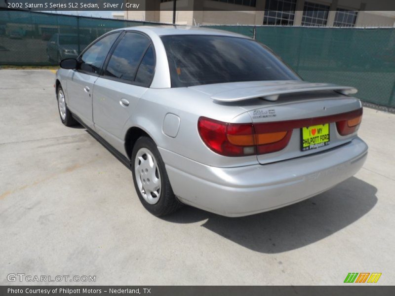 Silver / Gray 2002 Saturn S Series SL2 Sedan
