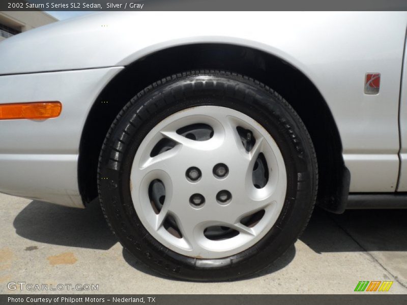 Silver / Gray 2002 Saturn S Series SL2 Sedan