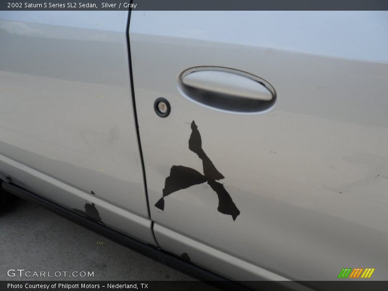 Silver / Gray 2002 Saturn S Series SL2 Sedan