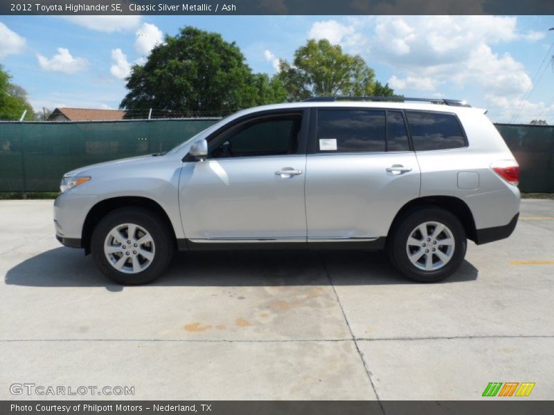 Classic Silver Metallic / Ash 2012 Toyota Highlander SE